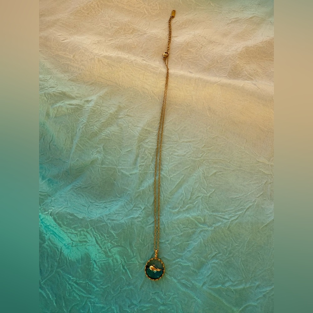 Fish Dolphin Necklace 18K Gold Plated Stainless Steel - Picture 11 of 11
